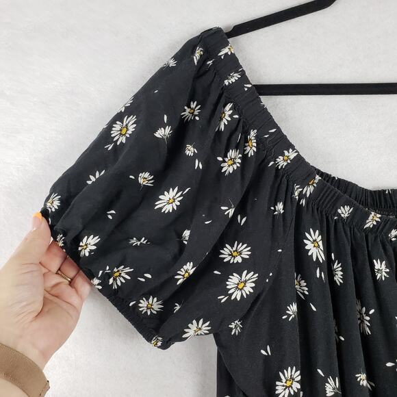 Maurices Women's 2X Off Shoulder Daisy Print Midi Dress Black Pleated Flared - Picture 4 of 13